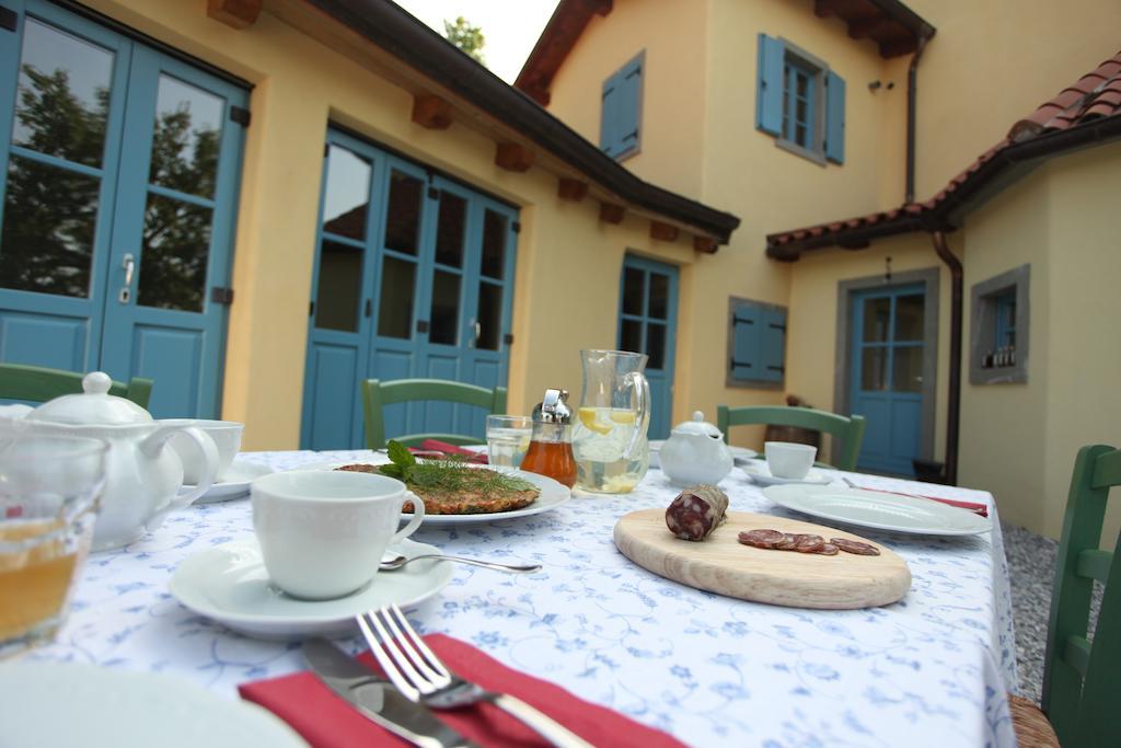 Farmstay Kmetija Stekar Kojsko Bagian luar foto